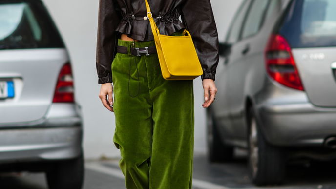 Mode-Trend 2022: Mit Outfits aus Samt läuten wir die festliche Wintersaison ein