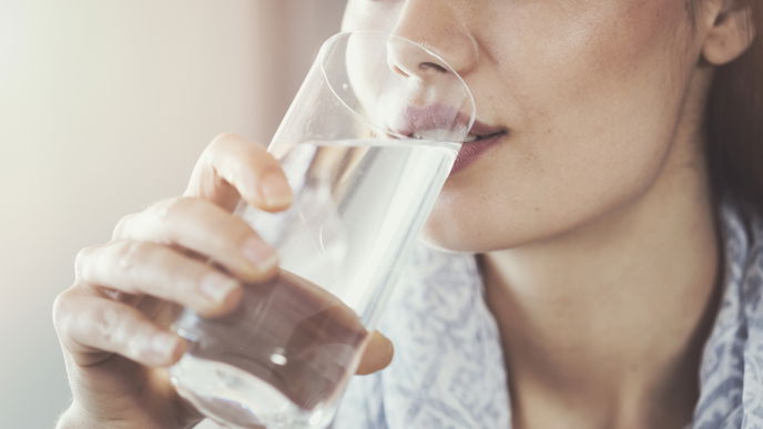Tropfen zum Abnehmen: Wie gefährlich ist die HCG-Diät?