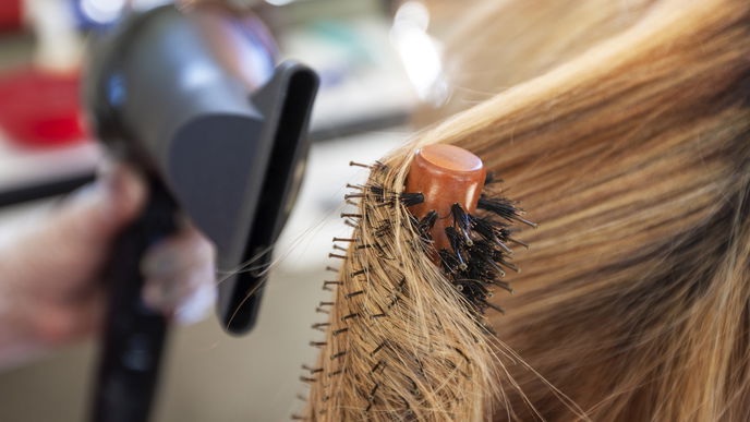 Volumen pur! "Airy Bob" ist wohl die einfachste Föhn-Frisur mit Fülle im Haar