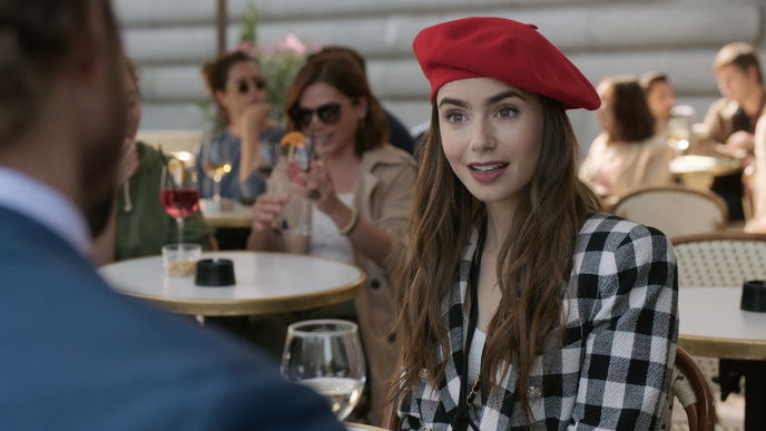 Ciao Bucket Hats, bonjour Baskenmützen! 2023 tragen wir diese stylischen Mützen