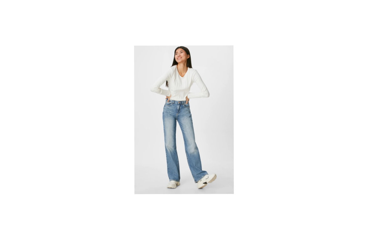 Jeans mit heller Waschung