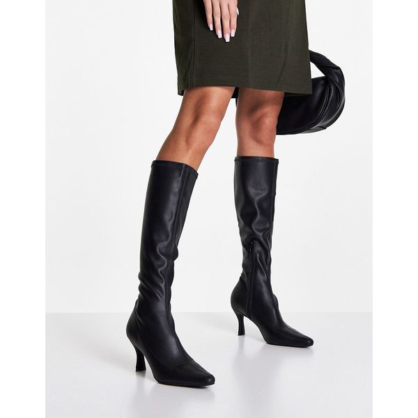 Schwarze Stiefel