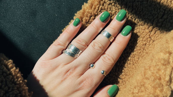 Nagellack-Trend 2022: Diese 4 Farben sind im Frühling perfekt für kurze Nägel