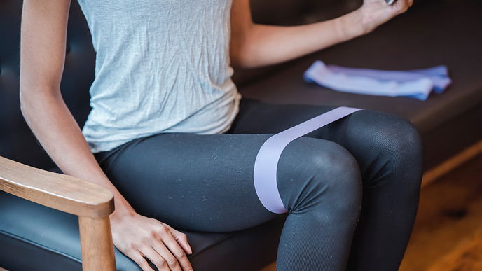 Fitnessbänder: Was du beachten musst und einfache Übungen für Anfänger
