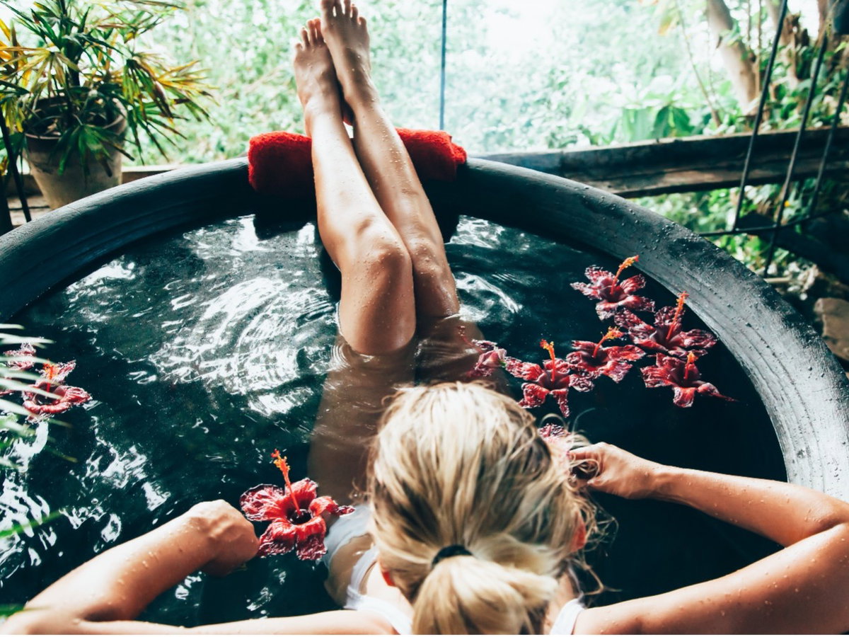 Frau im Spa