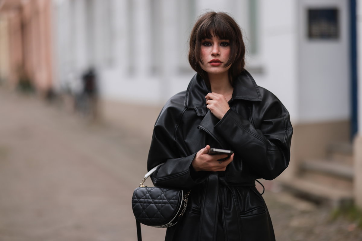 Frisurentrend Strong Fringe Pony