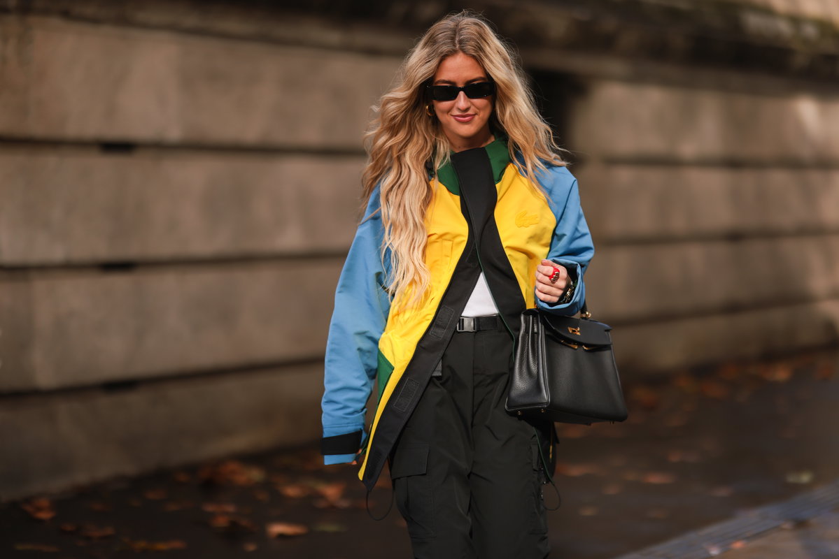 Emili Sindlev blond