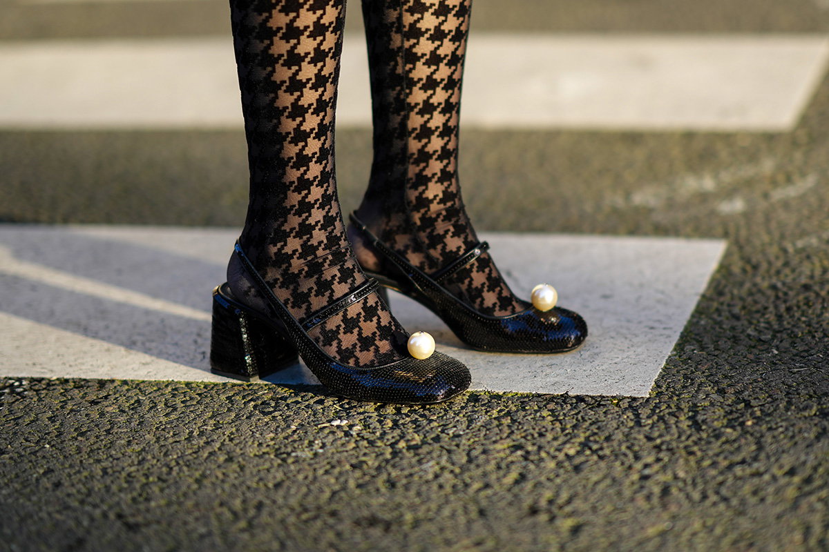 Mary Jane Schuhe mit Strumpfhose