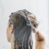 Mildes Shampoo: Die besten Shampoos für trockene Kopfhaut