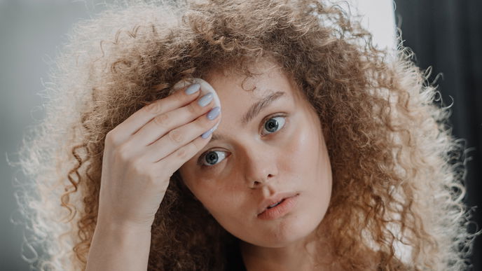 PHA Peeling: Alles über die milde Säure für sensible Haut