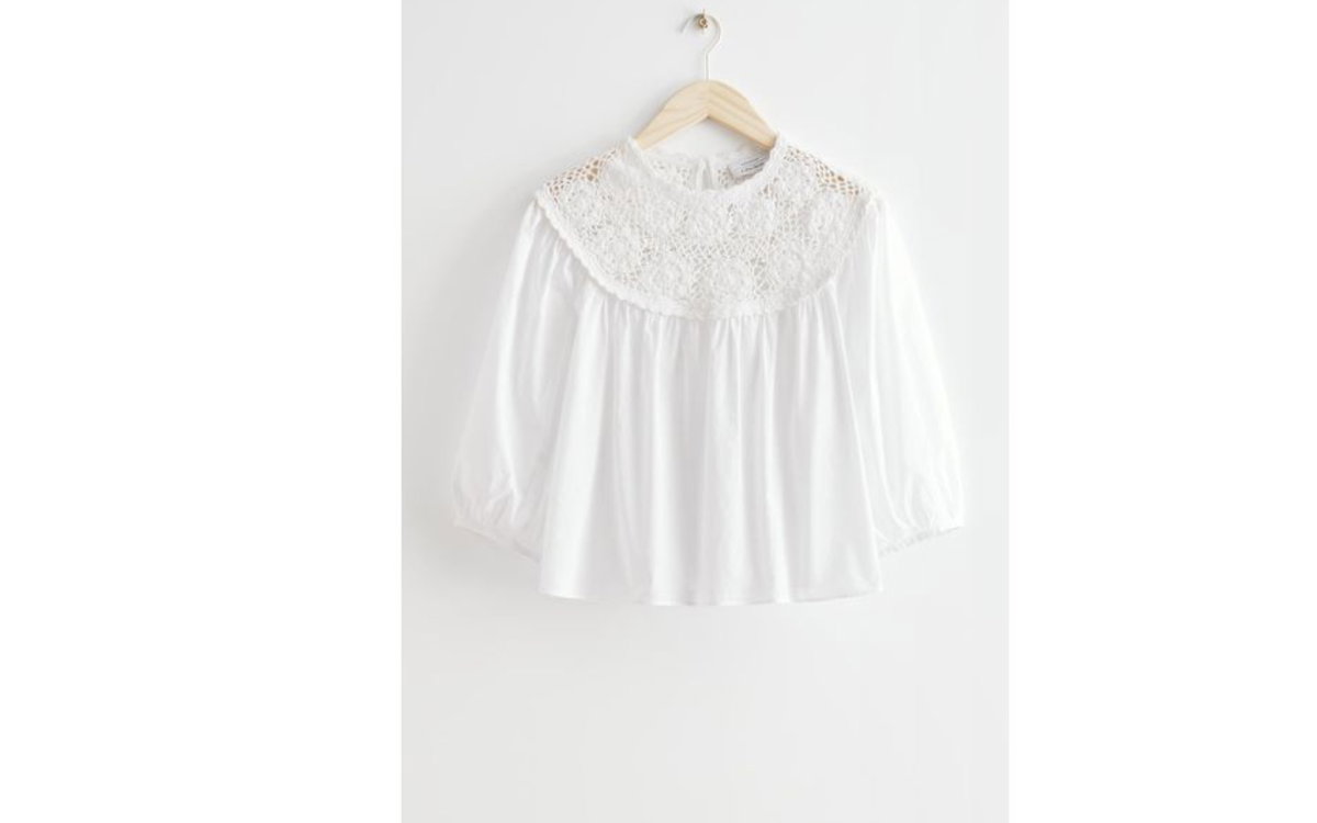 Bluse mit Häckelkragen &Other Stories