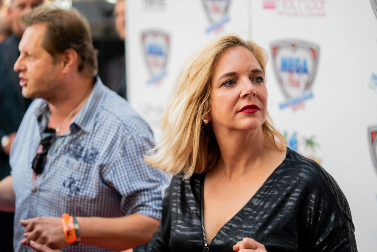 danni büchner trauriger blick