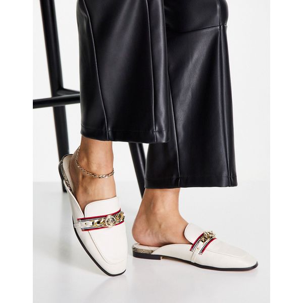 River Island