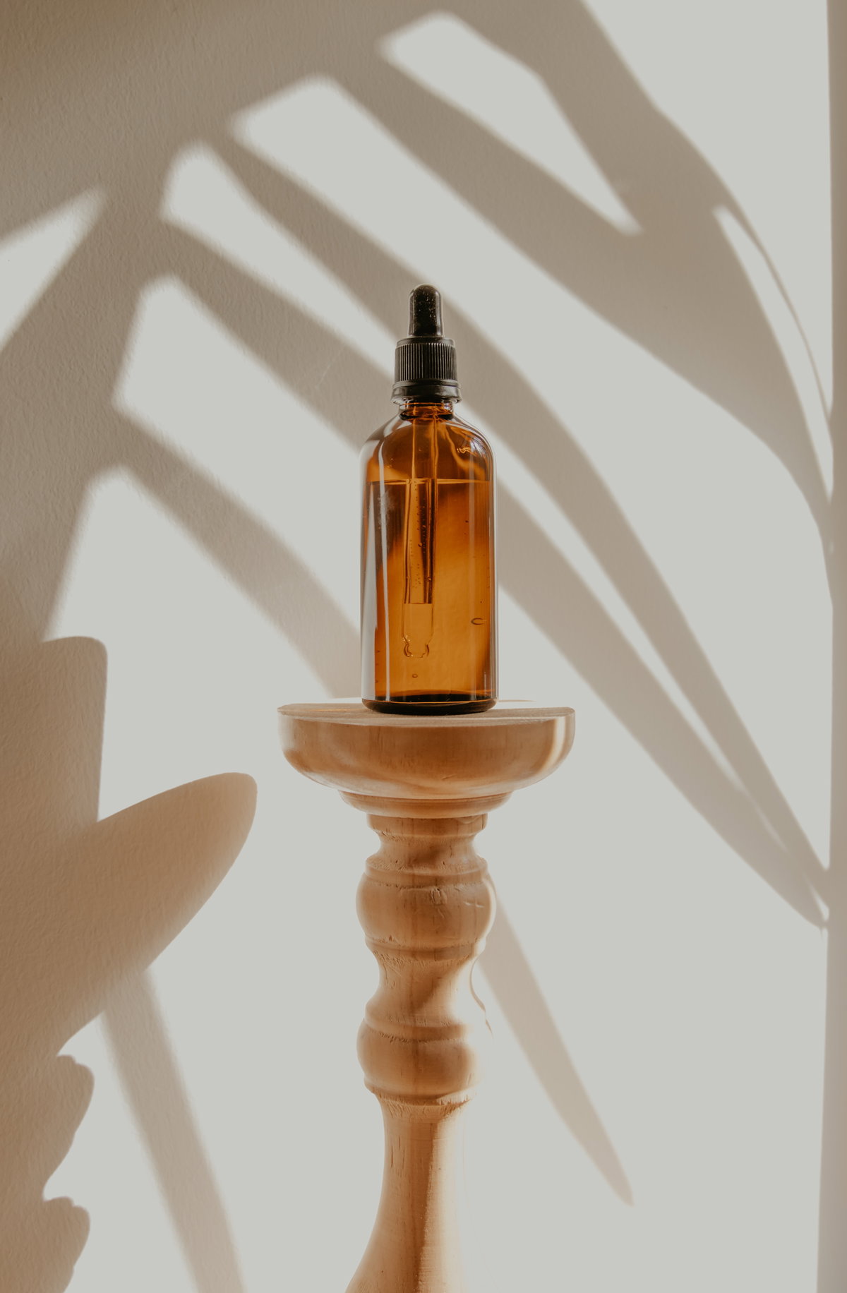 Haaröl ohne Silikone in Flasche