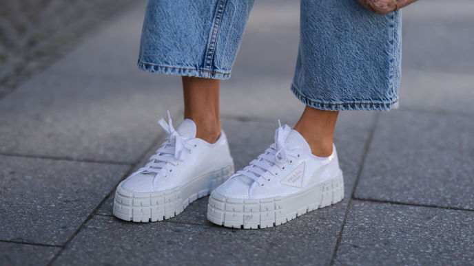 Schuhe für kleine Frauen: Diese Modelle lassen dich größer wirken