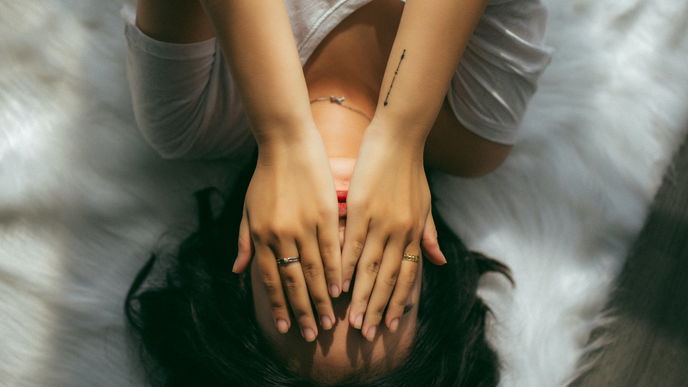 Polyzystisches Ovarsyndrom: Ursachen, Symptome und Behandlung des PCOS