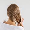 Blondierte Haare pflegen: Die Dos und Don’ts