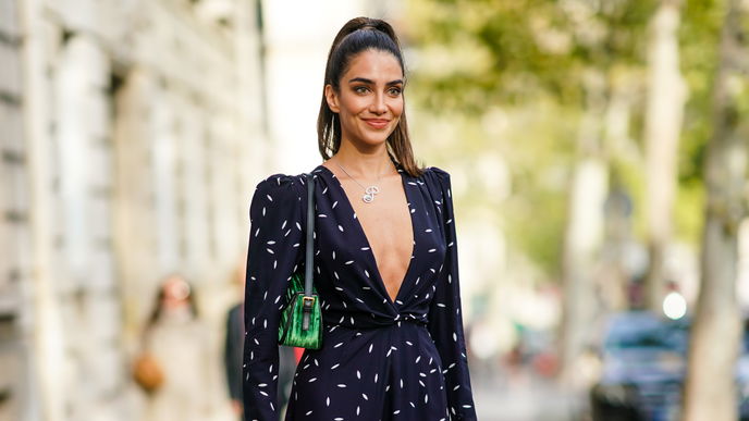 Modetrend 2022: Dieses Mango-Kleid steht wirklich jeder Frau