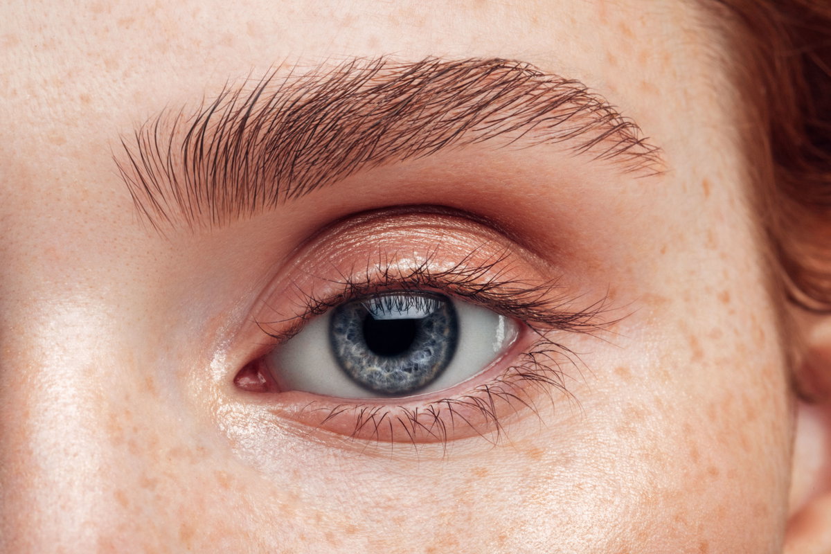 Blaue Augen schminken