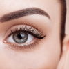 Glam pur: Diese 4 Euro Drogerie-Mascara zaubert deinen Wimpern einen atemberaubenden Effekt