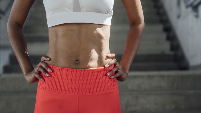 Seitliche Bauchmuskeln trainieren: Die 5 besten Übungen fürs Sixpack