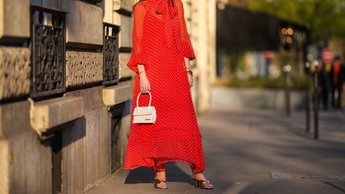Modetrend 2022: In vs. Out im Frühling! Diese Kleider sind angesagt, diese nicht