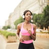 Sportmuffel aufgepasst! Mit der 12-3-30 Regel läuft dein Workout wie von selbst
