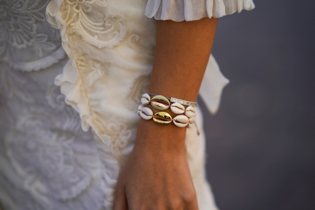 Armband mit Muscheln