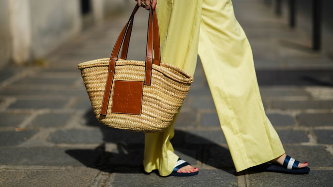 Modetrend 2022: Korbtaschen mit diesem Detail werden wir im Sommer überall sehen