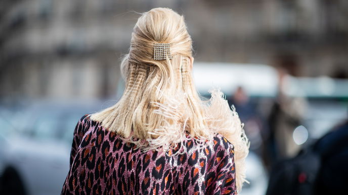 Kreppeisen Haare: Darum ist das Retro Stylingtool wieder total im Trend