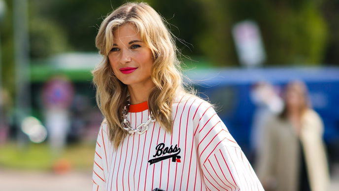 In vs. Out! Diese 3 Looks für rote Lippen sind jetzt angesagt, diese nicht