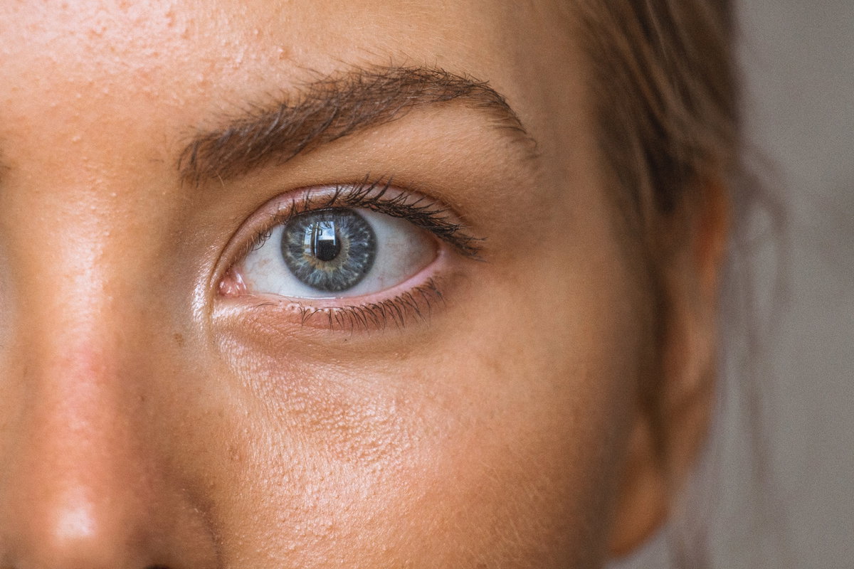Auge einer Frau