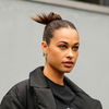 Der Spiky Bun ist die coolste Dutt-Frisur im Herbst