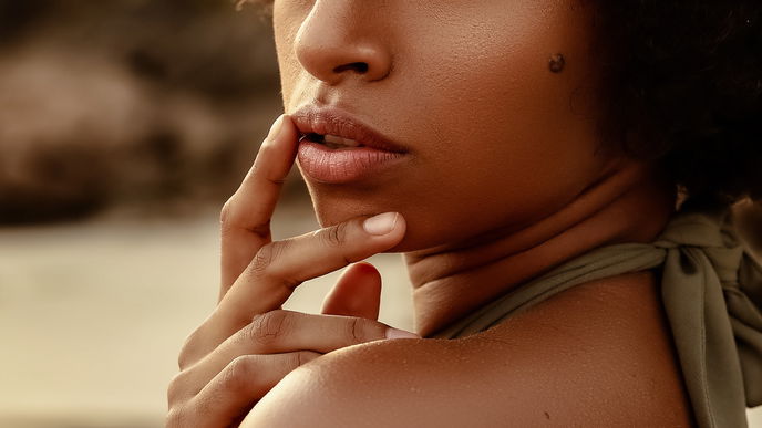 Zum Nachmachen: TikTok-Trend "Gym Lips" in 3 Schritten