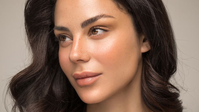 Schnell ausverkauft! Dieser Drogerie-Concealer unter 8 Euro wird auf TikTok gehyped