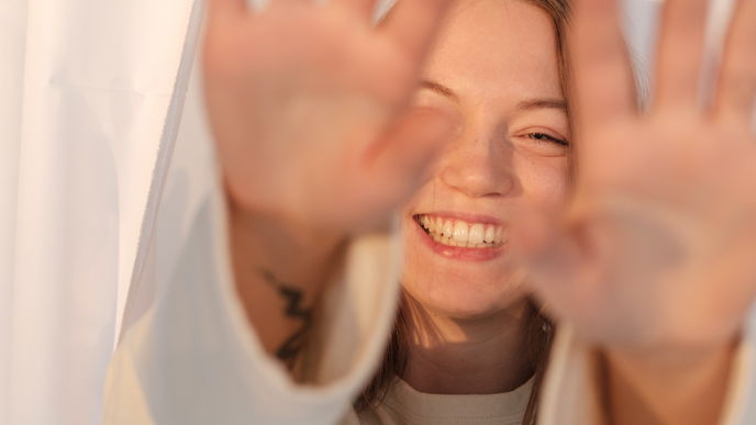 Psychologie: An diesen 7 Anzeichen erkennst du, ob du ambivertiert bist
