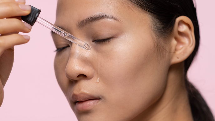Beauty-Trend 2022: DIESES Serum lässt dich strahlen – laut TikTok!