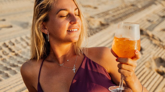 Horoskop 2022: Das ist der perfekte Sommerdrink für dich - laut Sternzeichen