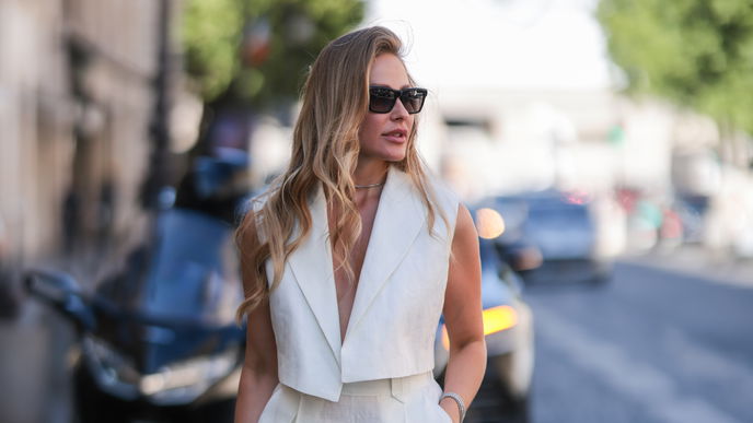 Mode-Trend 2022: Hitze im Office! Mit diesen 3 Looks bleibst du im Büro cool 