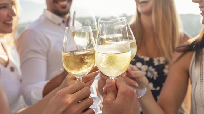 Hangover bekämpfen: Das sind die 3 besten Tipps gegen Kater