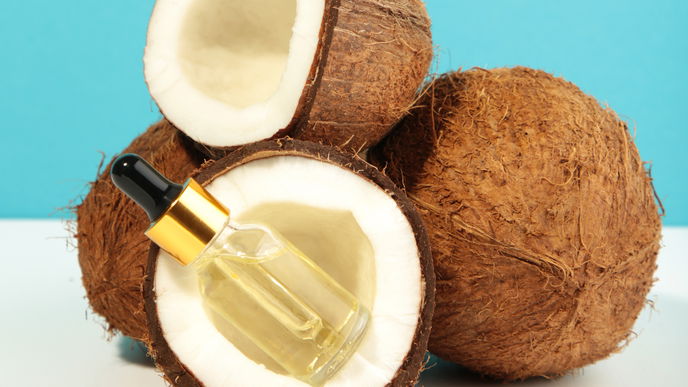 Parfum-Trends 2022: Diese 3 Kokos-Düfte versprühen Beach Vibes