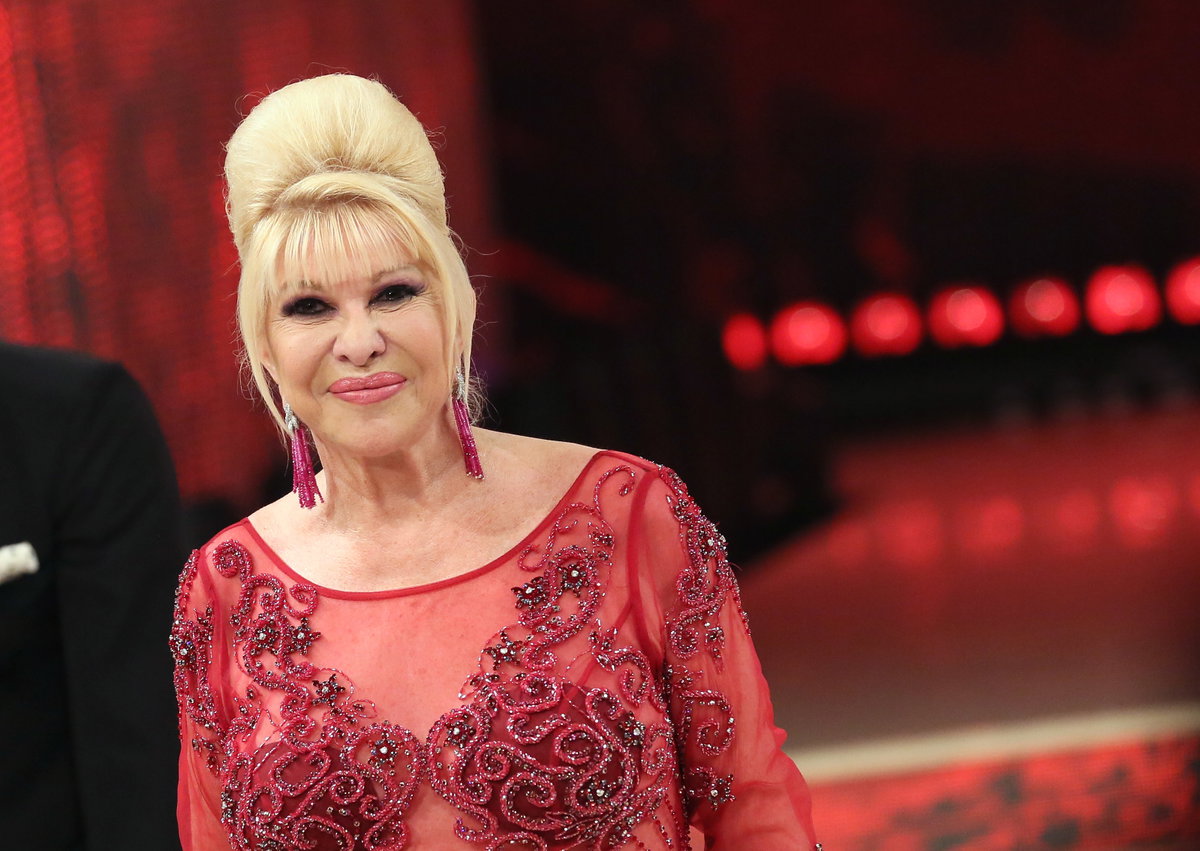 Ivana Trump rotes Kleid