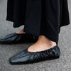 Schuh-Trend 2022: Die "Square Toe" Ballerinas sind jetzt in! So stylisch tragen wir sie im Sommer