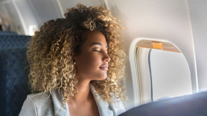 Skincare im Flugzeug: So bereitest du deine Haut auf den Flug vor
