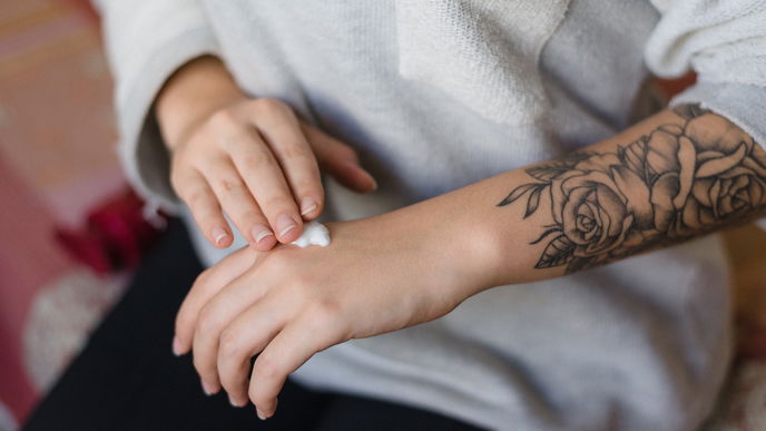 Tattoo entzündet: Ursachen, Symptome und schnelle Hilfe