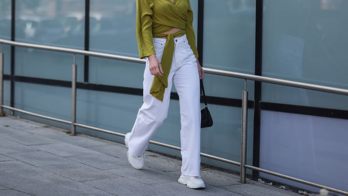 Mode-Trend 2022: An dieser H&M-Jeans unter 25 Euro kommst du im Sommer nicht vorbei