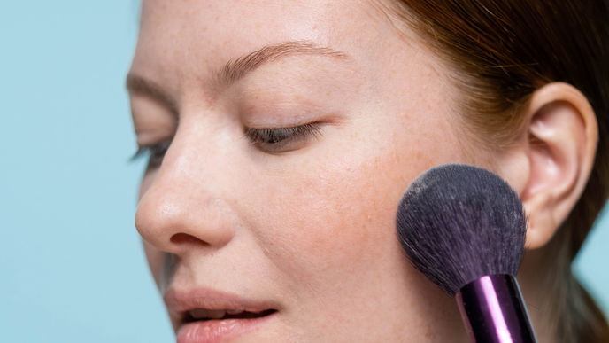 Beauty-Tipp 2022: So trägst du Blush passend zu deiner Gesichtsform auf