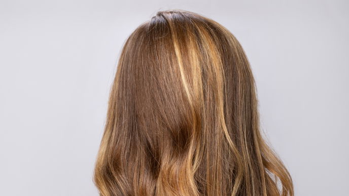 Frisuren-Trend 2022: Color-Melting ist DER Haartrend für den Herbst