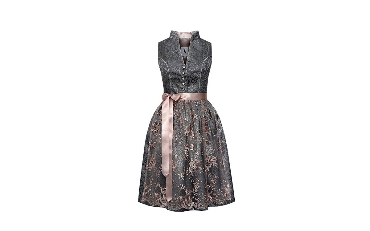 Dirndl hochgeschlossen