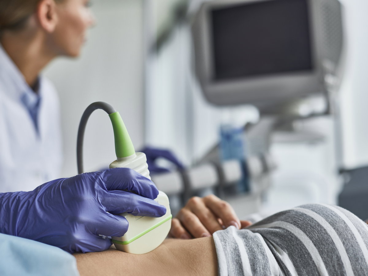 Eine Schwangerschaft außerhalb des Uterus kommt bei etwa einem Prozent der Schwangerschaften vor.